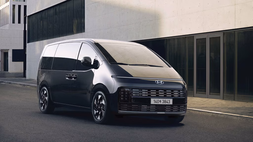 2027 Hyundai Staria Hybrid Now In PH, Priced From P1.999M